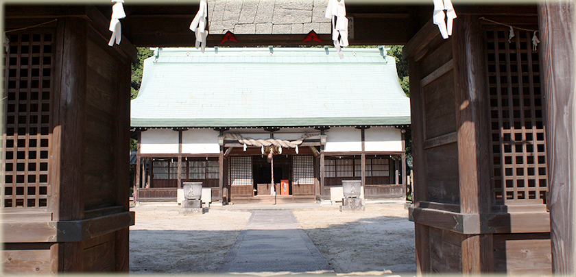 高縄神社拝殿写真